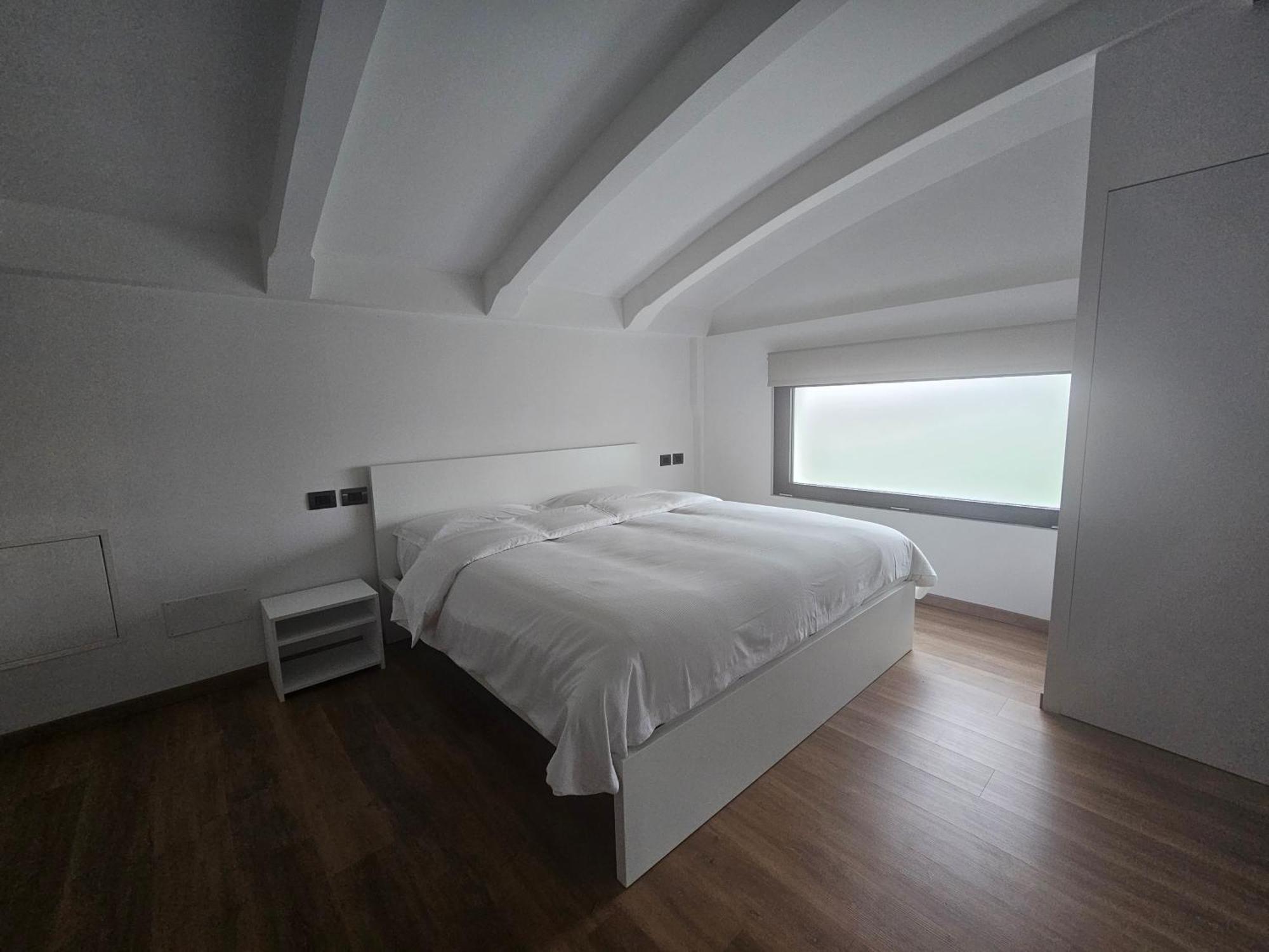 Mezzago Royal Suites Exterior photo